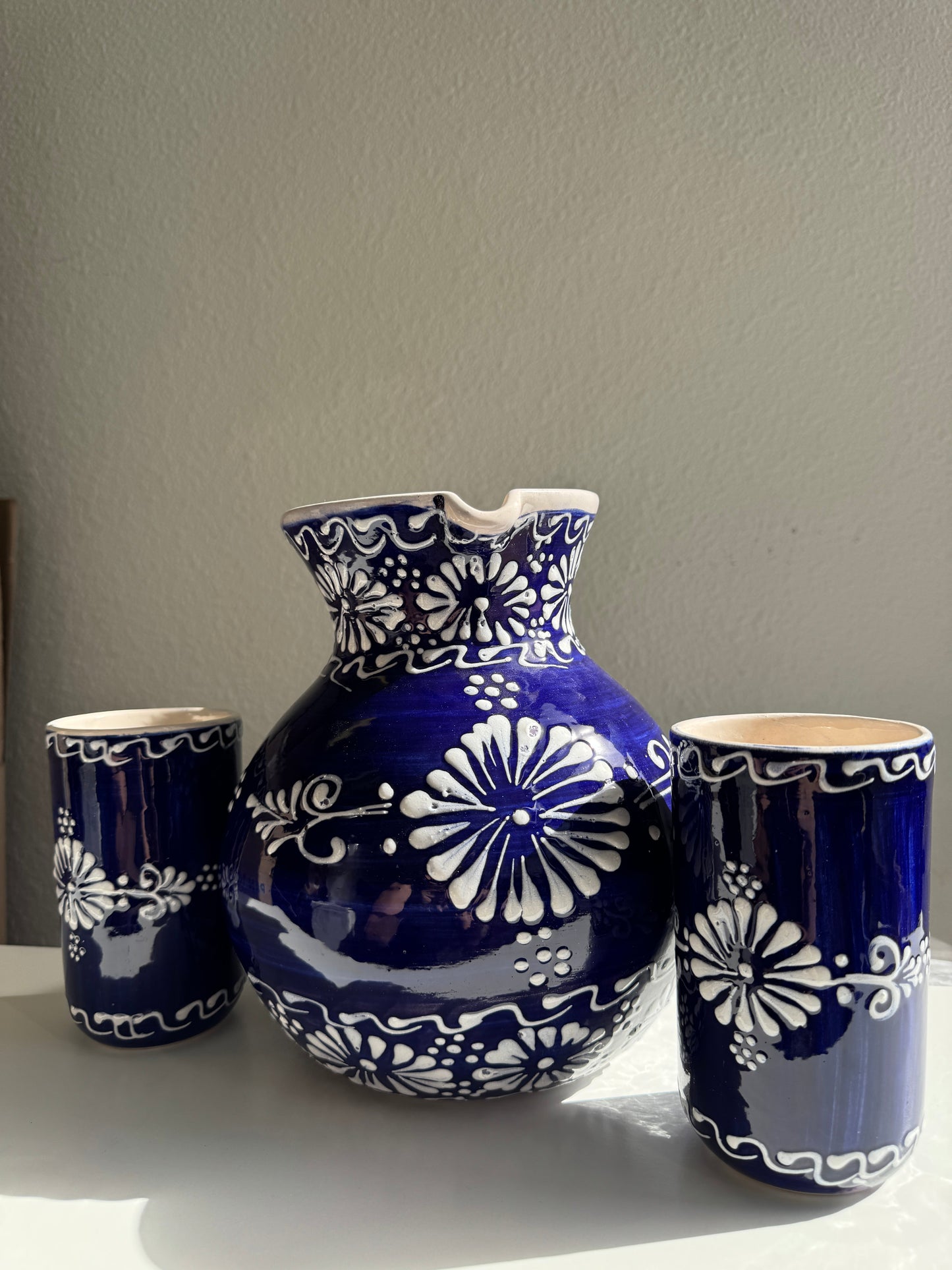 Mexican hand made pottery agua fresca jar and cup set, juego de jarra y vasos.