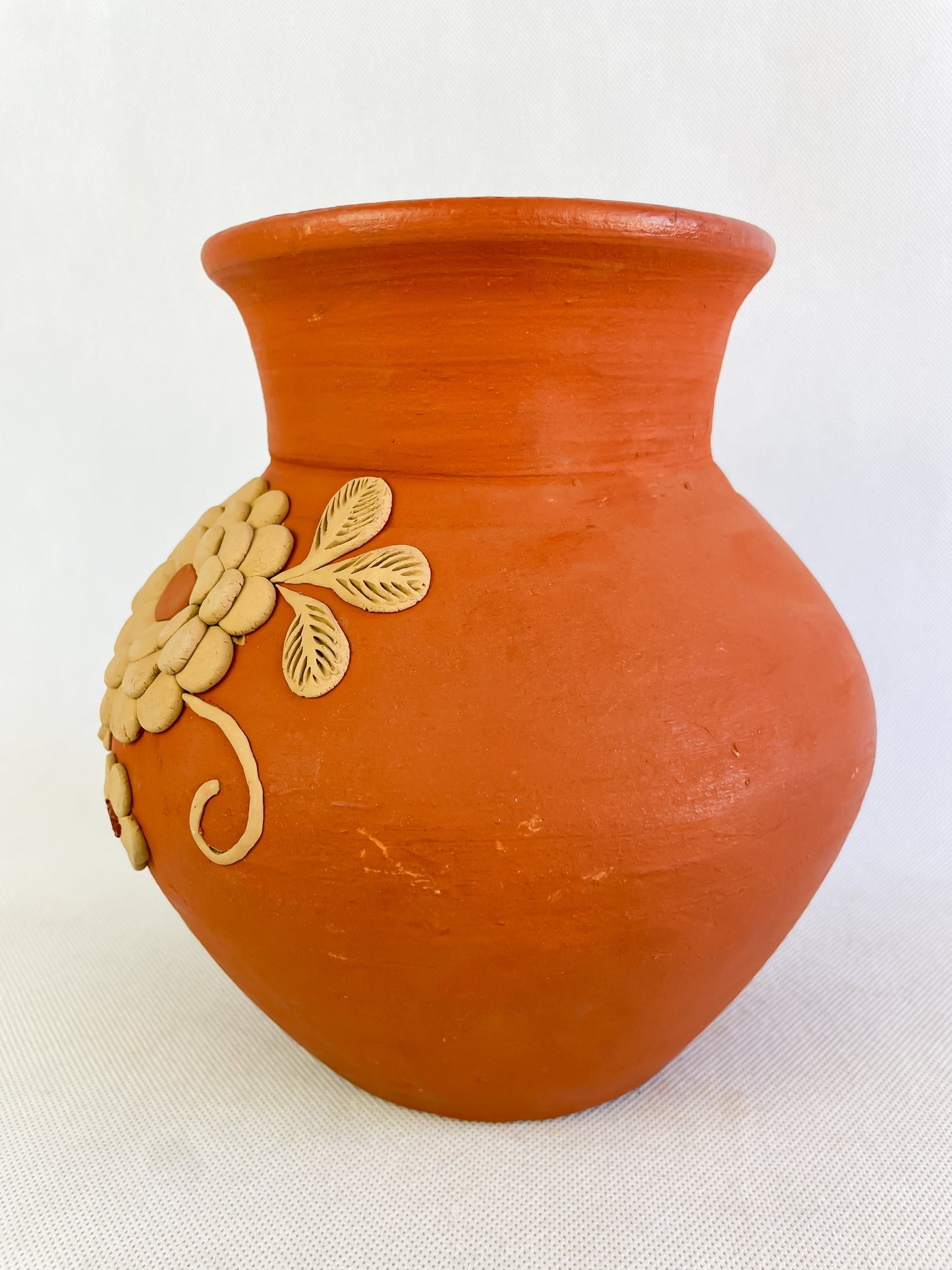Velasco Oaxaca Pottery Vase Flower Vase Florero Barro Rojo Clay Filigrana Clay Embroidery